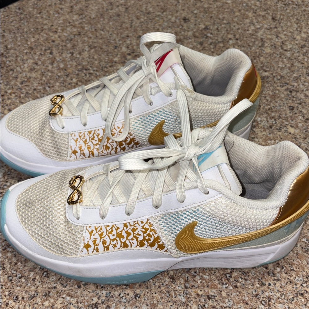 Nike Men’s Ja 1 Chinese New Year Sneaker. Size 10